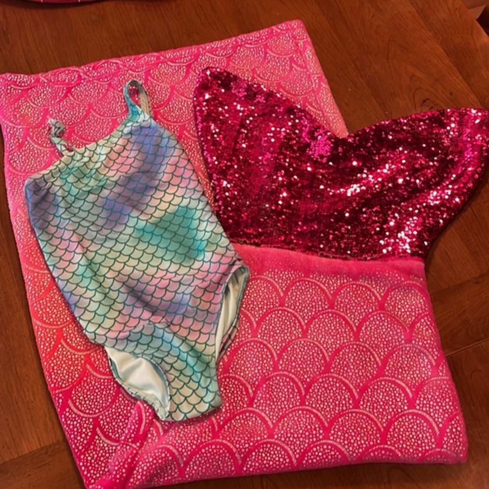 SO Little Mermaid One Piece Swimsuit - girls size 10 including free Mermaid Tail